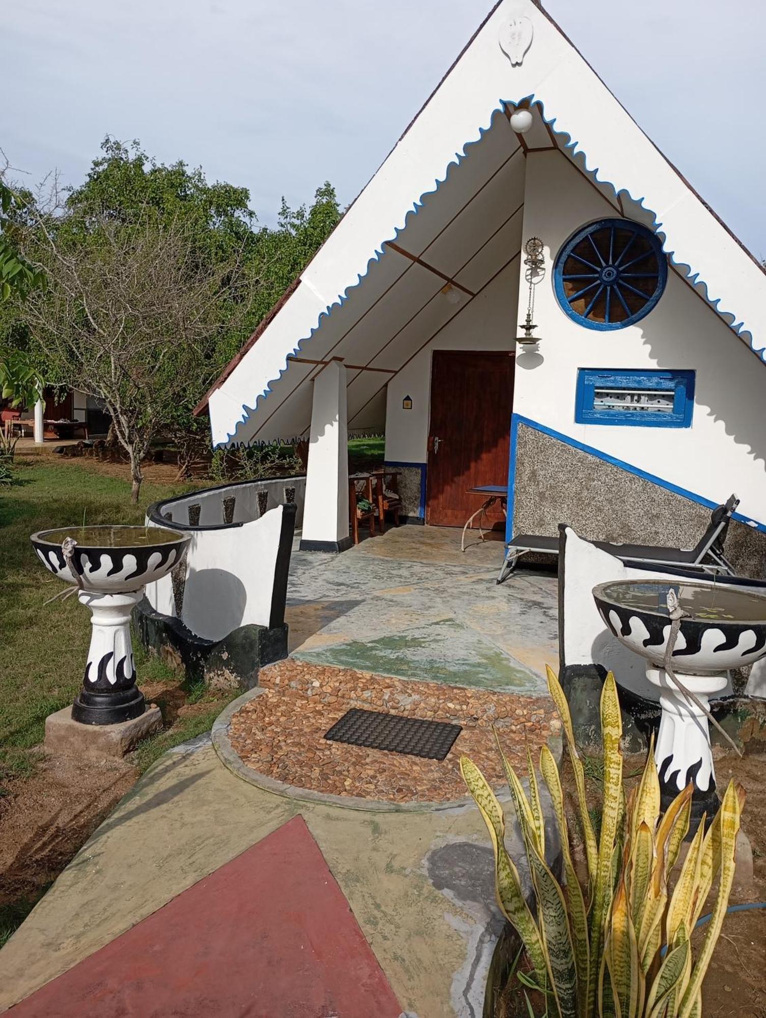 Suduweli Beauties Of Nature - Yala Kirinda (Hambantota) Exterior foto